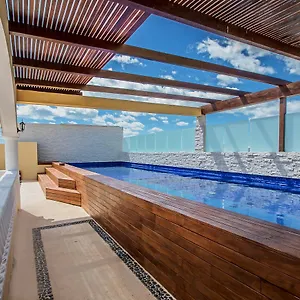 We Playa Albergue Playa del Carmen