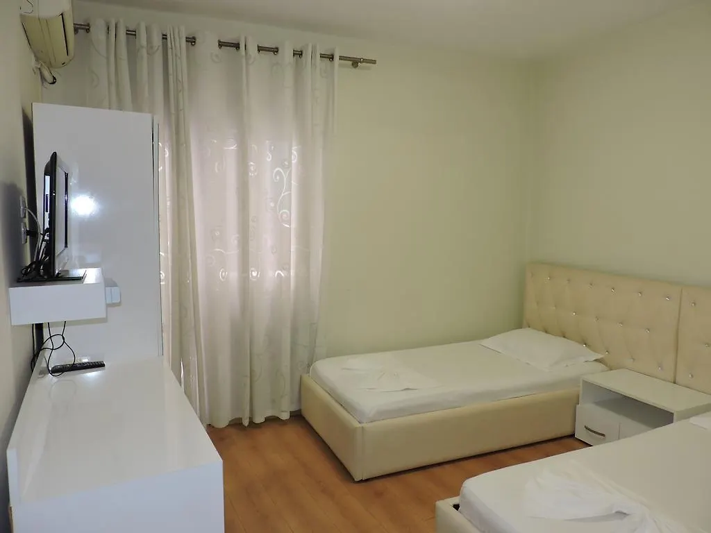 Hotel Europa Tirana 3*,  Albanië