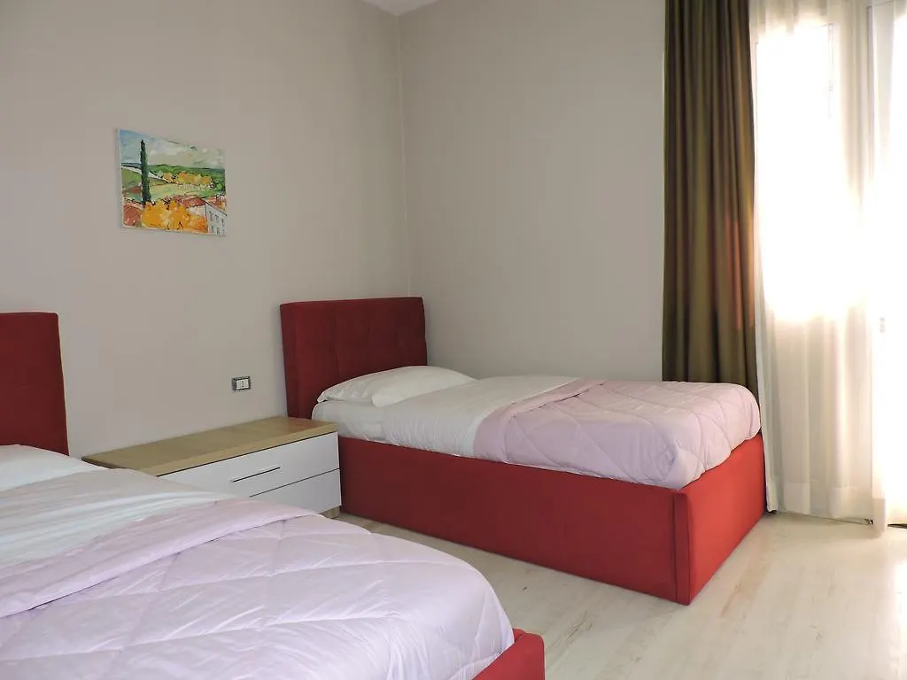 Hotel La Favorita Tirana 3*,  Albânia