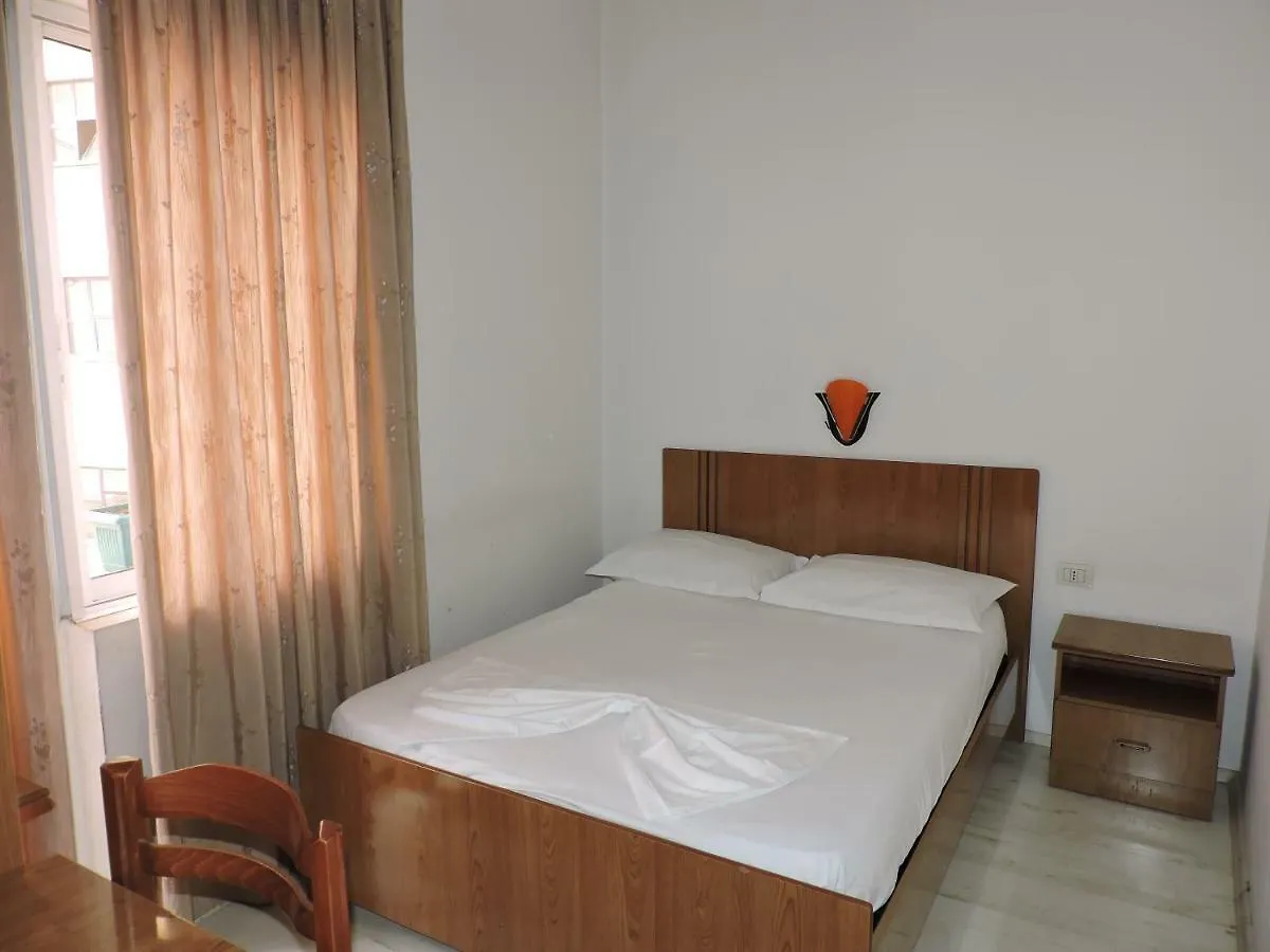 Hotel La Favorita Tirana Albânia